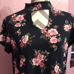 Flowered tshirt dress